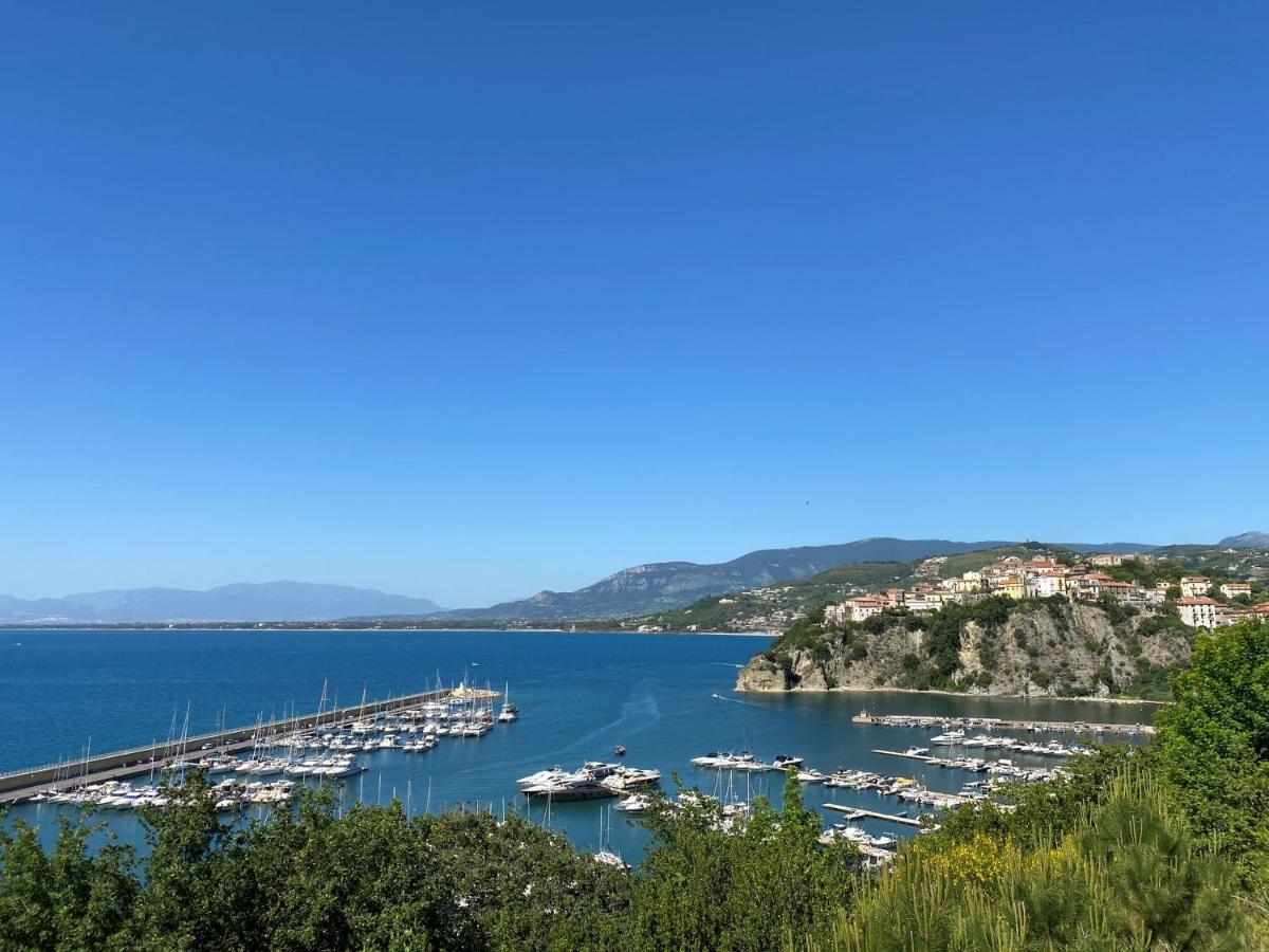 Panoramic Apartments In Villa In Center "The Beach And The Cliff" 1 Agropoli Exterior photo