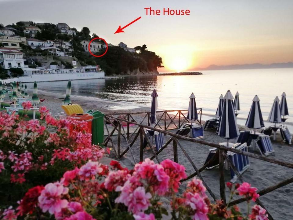 Panoramic Apartments In Villa In Center "The Beach And The Cliff" 1 Agropoli Exterior photo